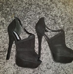 Steve Madden peep toe heels